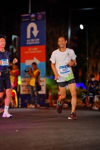 BIB: 4330, 205, 41618
                            <button type="button" onclick="openModal(21549175)" class="btn btn-primary btn-sm float-right btn-popup" data-toggle="modal" data-target=".modal-high-quality">
                        <i class="fas fa-shopping-cart"></i> Add to Cart
                    </button>
                                            <button type="button" onclick="isThisMe(21549175, true)" class="btn btn-success btn-sm float-right btn-popup btn-isme hidden" data-toggle="tooltip" data-placement="bottom" title="นี่คือรูปของคุณใช่ไหม คลิกที่นี่เพื่อเอาเข้าอัลบั้ม">
                        <i class="fas fa-plus"></i> Add to album
                    </button>
                    <button type="button" onclick="isThisMe(21549175, false)" class="btn btn-warning btn-sm float-right btn-popup btn-isnotme hidden">
                        <i class="fas fa-ban"></i> Remove from album
                    </button>